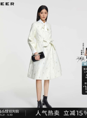 sdeer圣迪奥春装女装小香风圆领灯笼袖收腰长款风衣S231Z2504