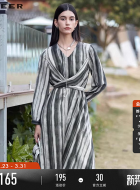 sdeer圣迪奥春装女装静奢风V领收腰晕染条纹连衣裙S24161204