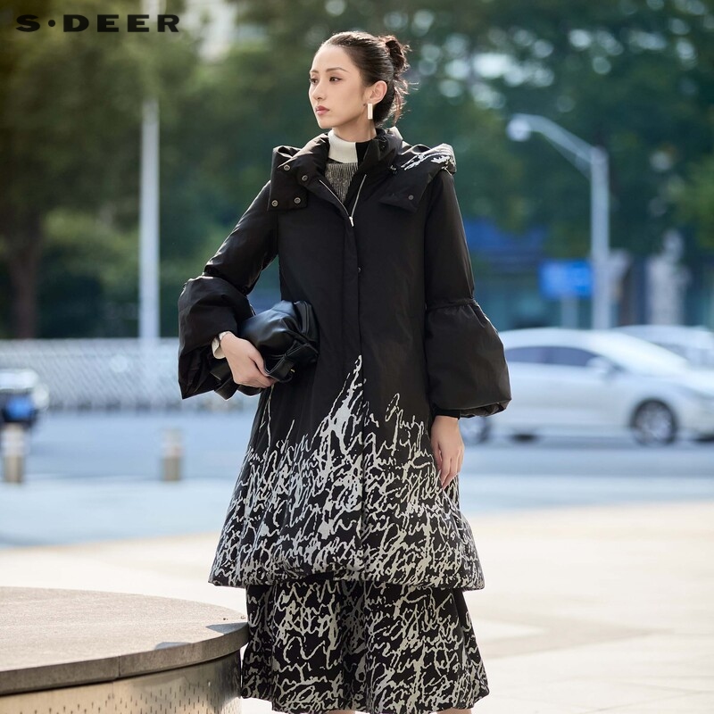 sdeer连帽撞色印花喇叭袖羽绒服