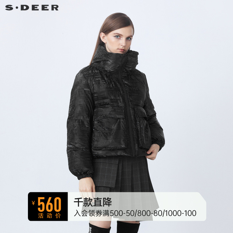 sdeer圣迪奥秋冬高领连帽字母印花口袋羽绒服女s21462422