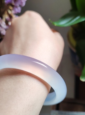 57-58圈口天然原色无烧无染色灰紫色玉髓手镯玛瑙手镯