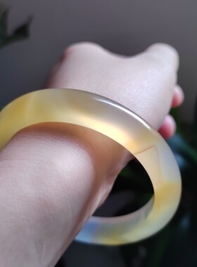 61圈口天然原色无烧无染色马料玉髓手镯蜜糖香槟金色高冰玉镯女