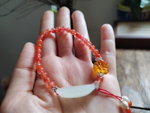 天然南红玛瑙手链女款单圈手串送女友礼物和田玉无事牌手牌
