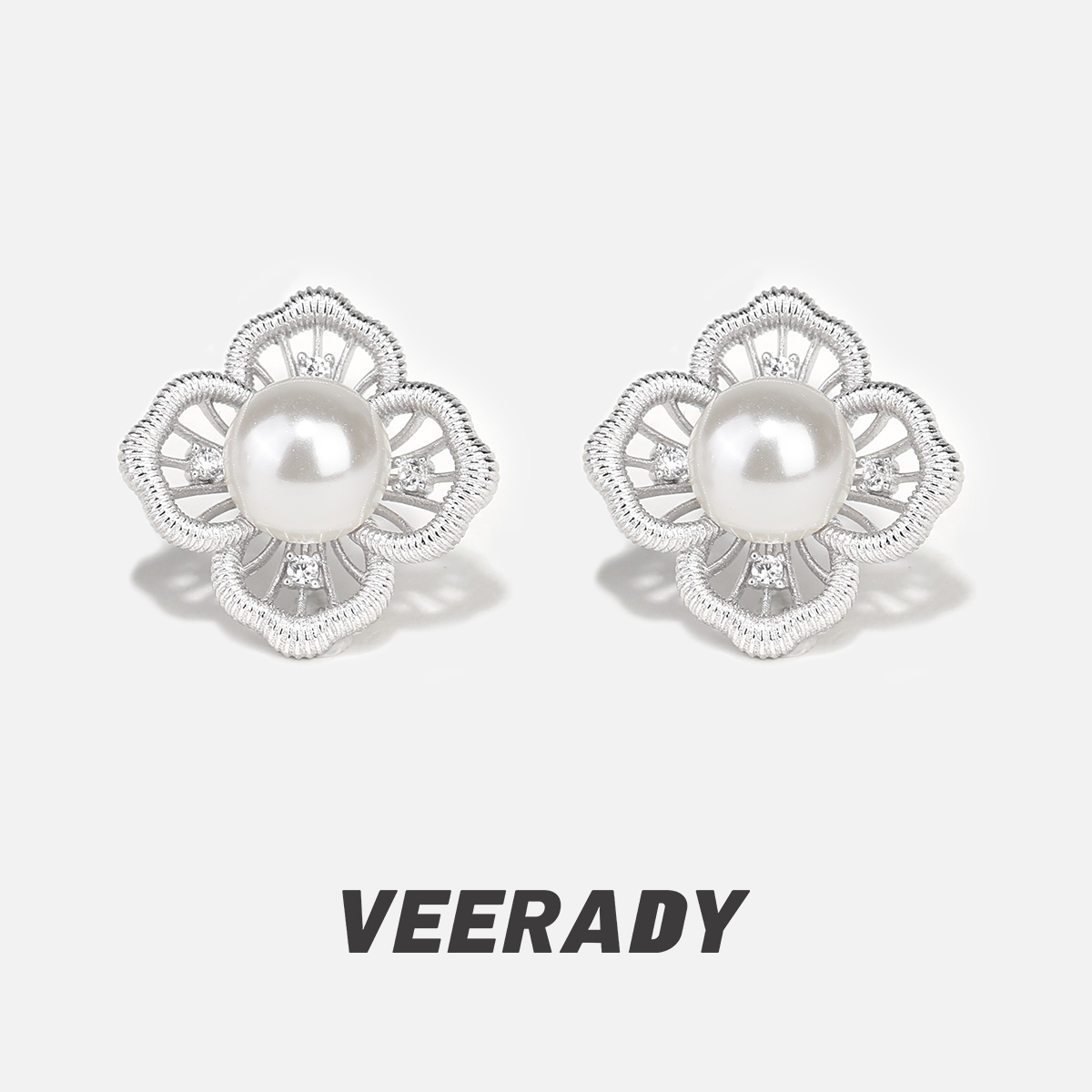 薇拉蒂S925纯银四叶草珍珠耳钉