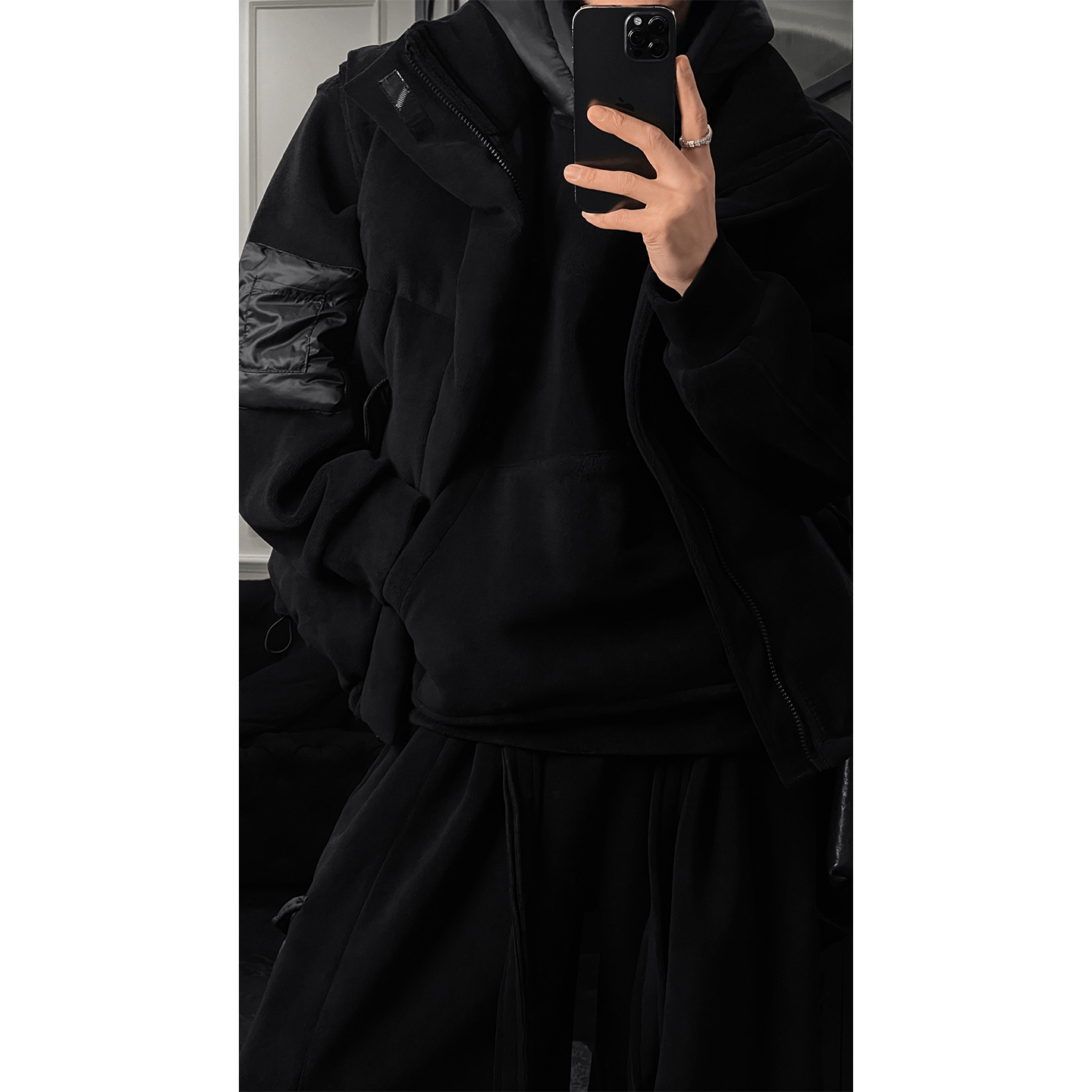 龙叨叨冬季新品美式休闲设计感三件套男连帽卫衣保暖马甲休闲长裤