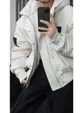 龙叨叨秋冬新品美式设计感贴标刺绣宽松连帽毛领保暖百搭棉服外套