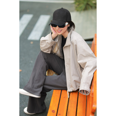 ise“复古巴恩”米灰色翻领短款宽松休闲风衣外套P2530403