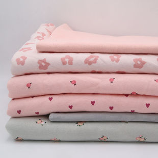 出口外贸童装针织布料布面纯棉春秋外套裙家居睡衣碎花爱心反面绒