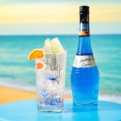 蓝橙味力娇酒利口酒700ml鸡尾酒调酒蓝色夏威夷基酒蓝柑烘培洋酒