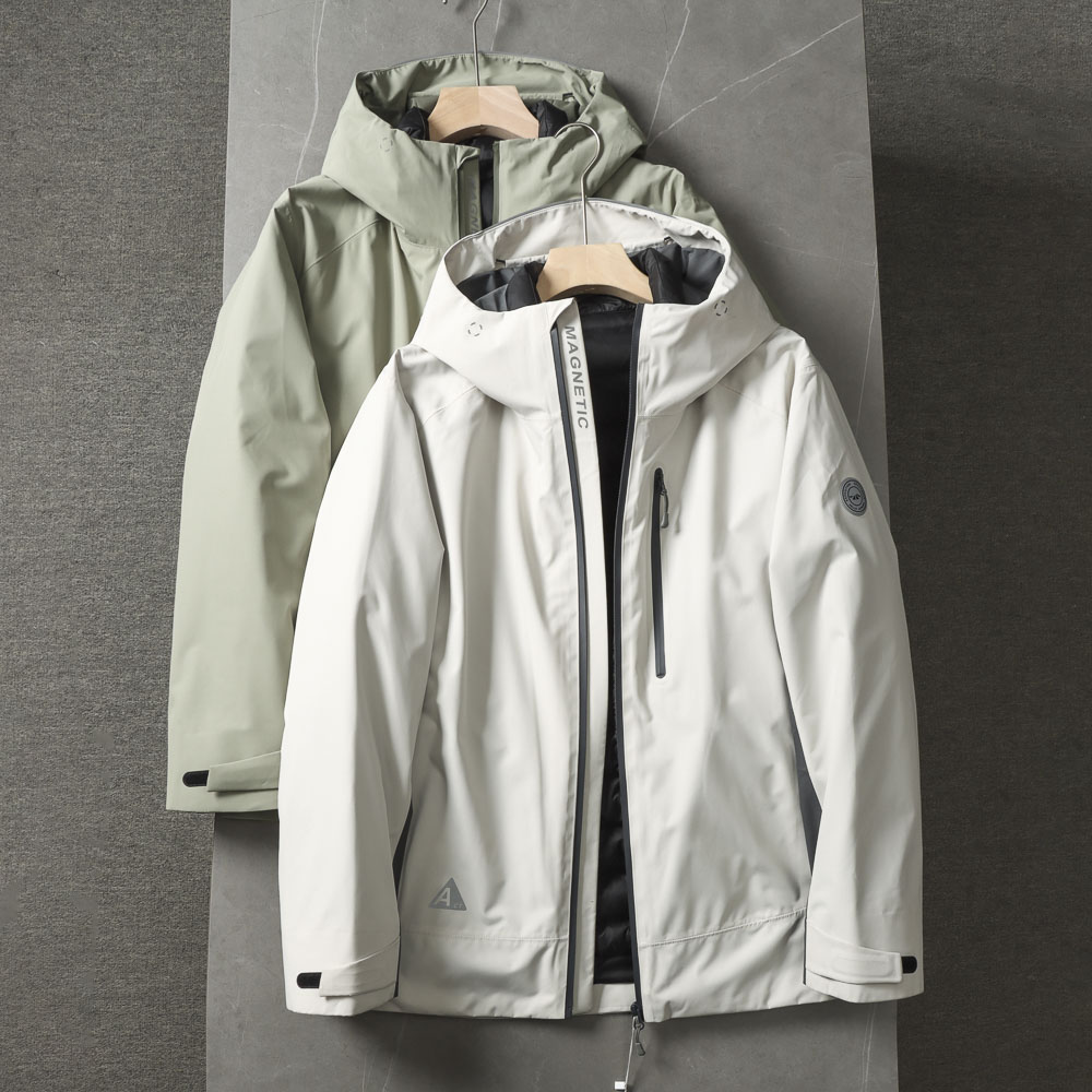 90鹅绒 轻盈保暖 品牌撤柜冬装连帽防风防水软壳冲锋衣羽绒服外套
