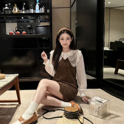 甜美娃娃领衬衫吊带裙两件套