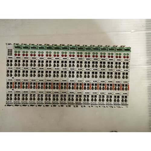 非实价议价议价议价KL3152倍福PLC模块.有歪孔非实价议价议价