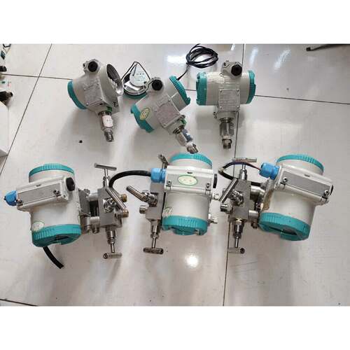 非实价议价议价议价拆机西门子变送器6台,7MF4033-1BA10-2BB6-非