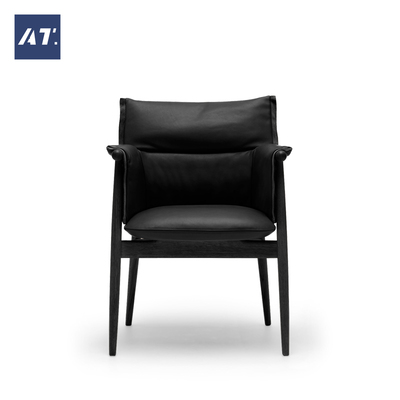 EmBraceArch实木软包Em势椅