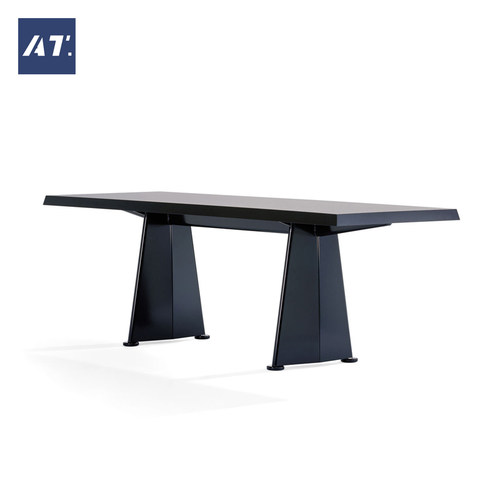 AIVTAI设计师意式轻奢实木餐桌