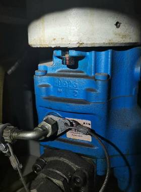 询价购-伊顿EATON PVM018ER柱塞泵，蓝色铸铁外壳