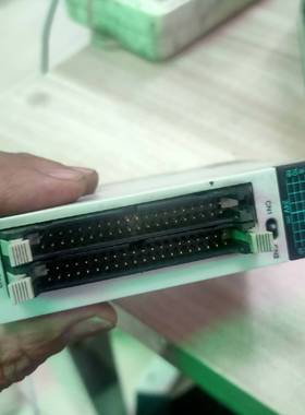 询价购-FP2-X64D2  AFP23067有一个，包好包顺丰，8