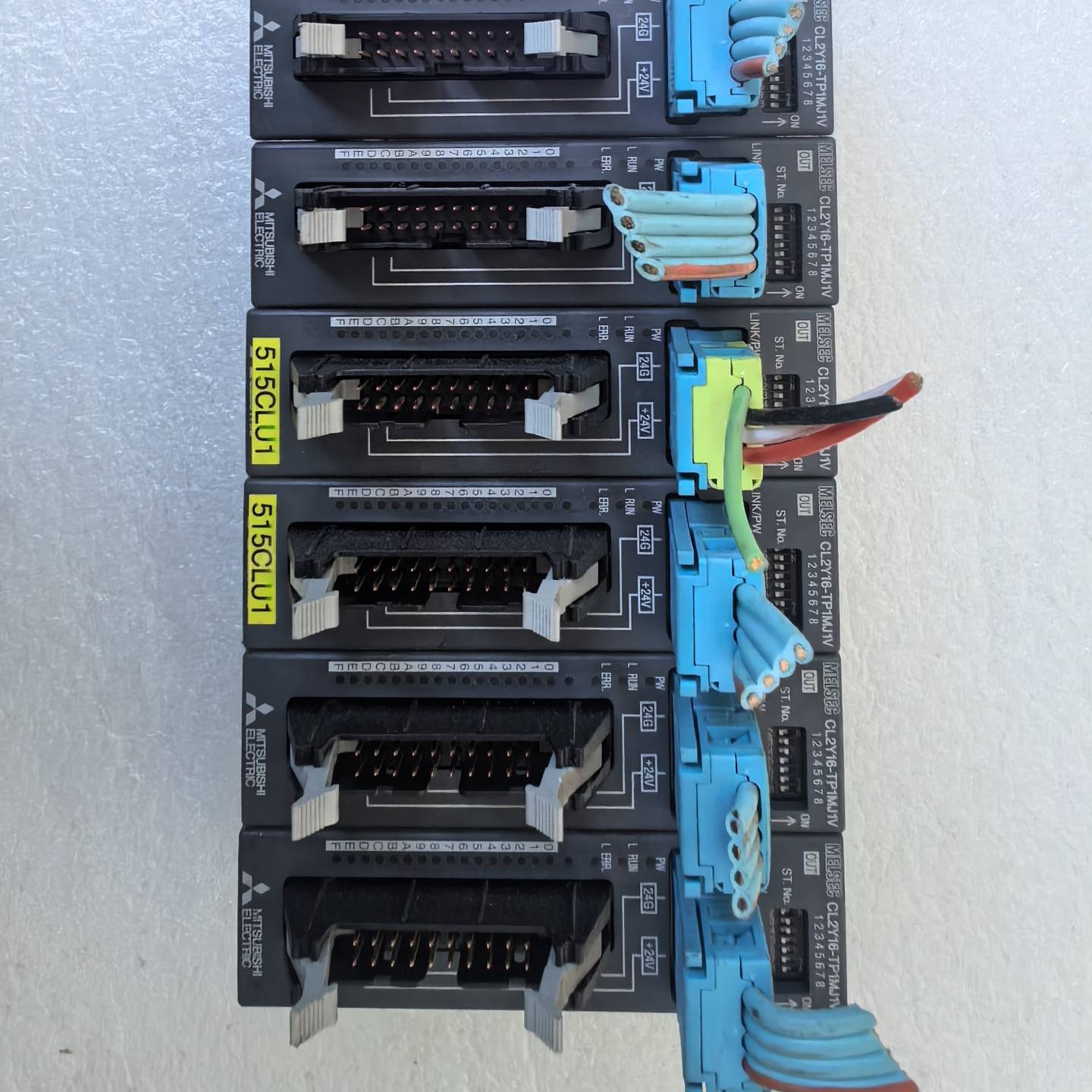 询价购-三菱CC-Link模块CL2Y16-TP1MJ1V，成色如图