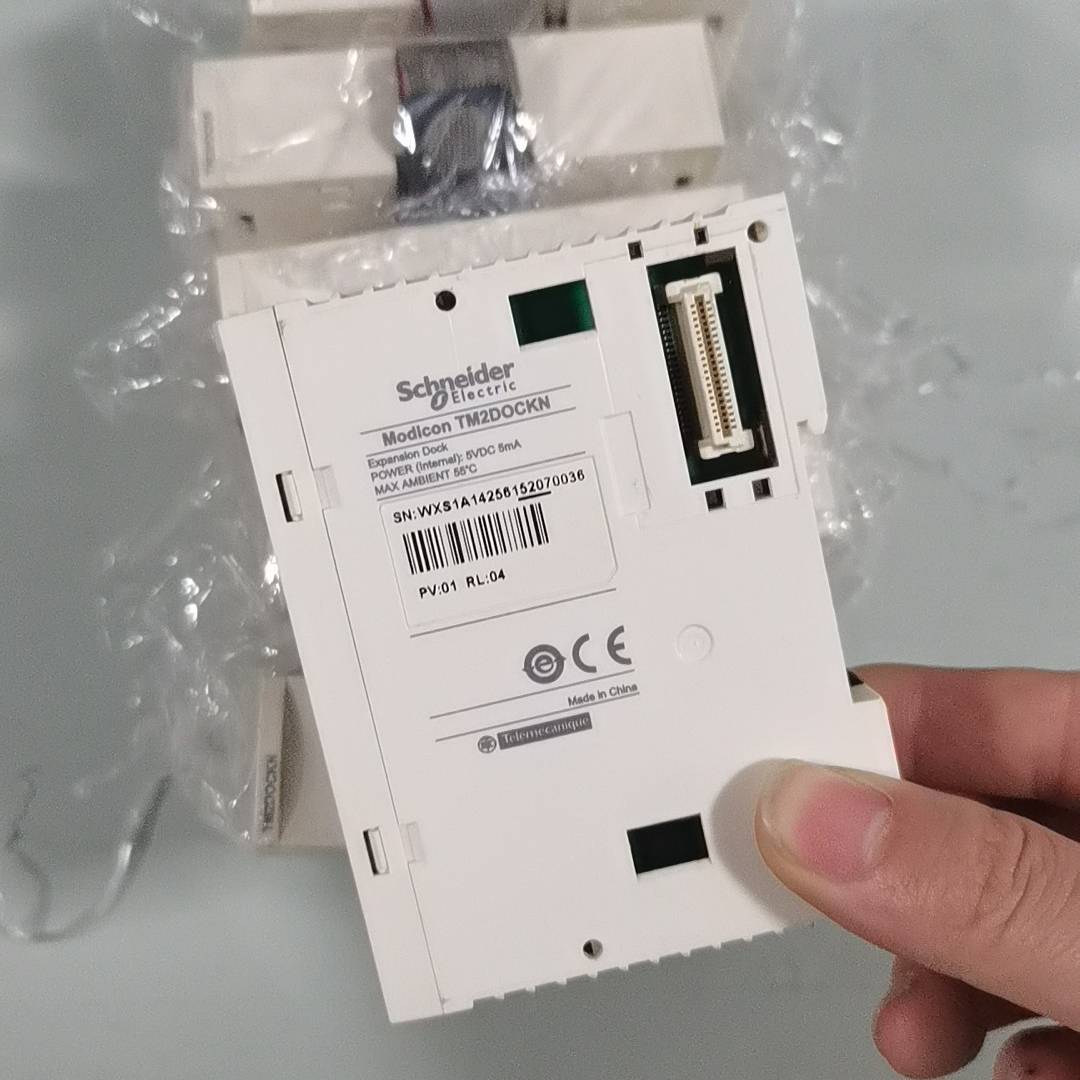 询价购-施耐德TM2DOCKN，二手拆机件，成色八九