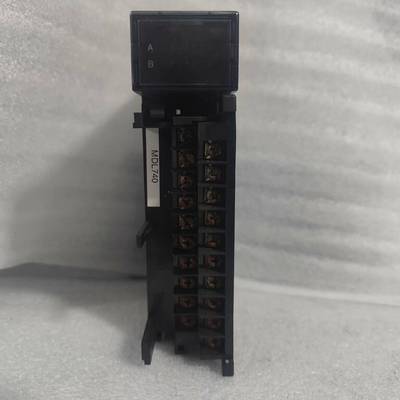 询价购-GE模块  IC693MDL740G实物图，成色漂亮，