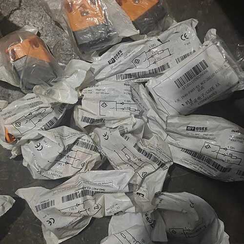 议价~GSEE接近开关IN40-P40T-E2，DC10-36V，~可维修