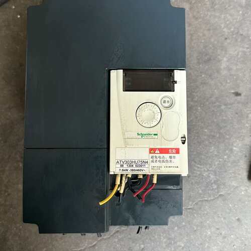 议价~施耐德变频器ATV303HU75N4 380V7.5KW~可维修