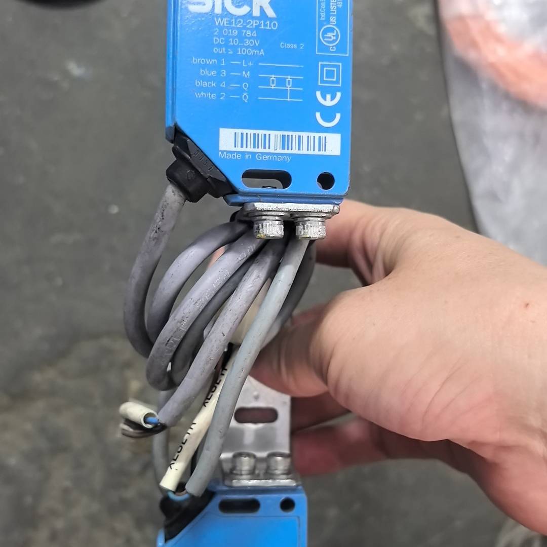 询价购-SICK西克光电传感器WE12-2P110 WS12-2D1