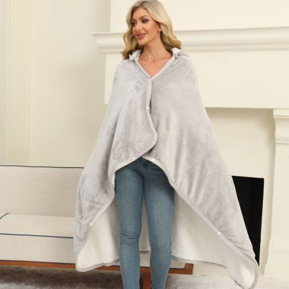 winterthicksofaTVblanket