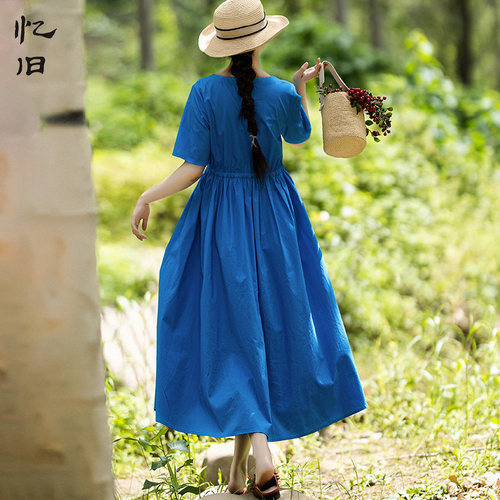 法式方领连衣裙女夏季高级感裙子