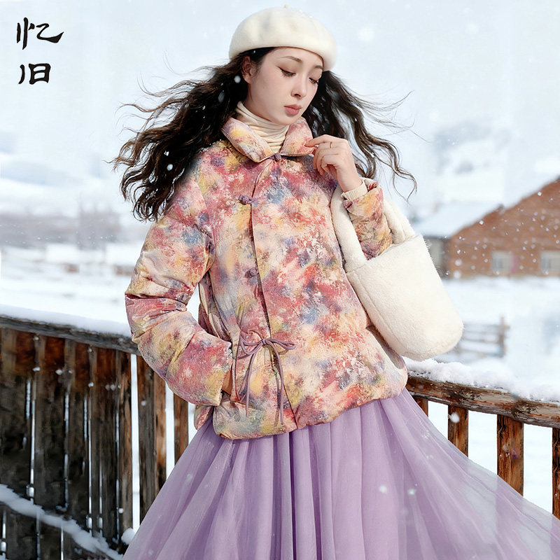 文艺翻领羽绒服女短款冬印花外套