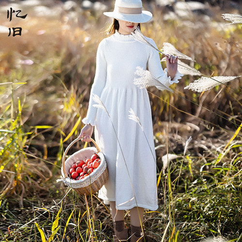 多色针织连衣裙女秋冬加厚毛衣裙