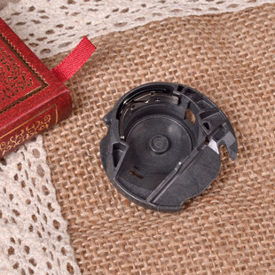 兄弟家用电动多功能缝纫机XL2600原装内旋梭底线梭壳梭芯套BM2600