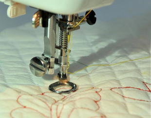 兄弟蝴蝶重机缝纫机家用多功能绣补绗缝拼布自由绣花压线织补压脚