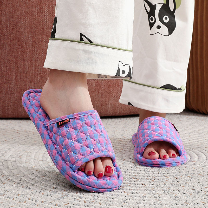新款防滑颗粒软底布艺布底拖鞋女地板静音情侣可爱棉布月子鞋秋冬