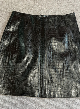 北欧贵牌K 女生春秋 黑色高级鳄鱼纹理 pu皮 A字短款短裙 半裙