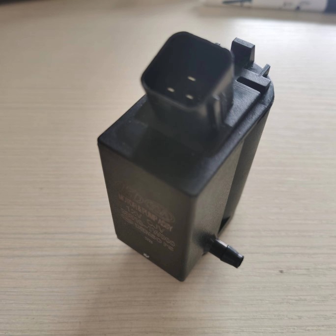 适用于韩国进口现代新胜达起亚索兰托全新胜达格锐喷水电机马达