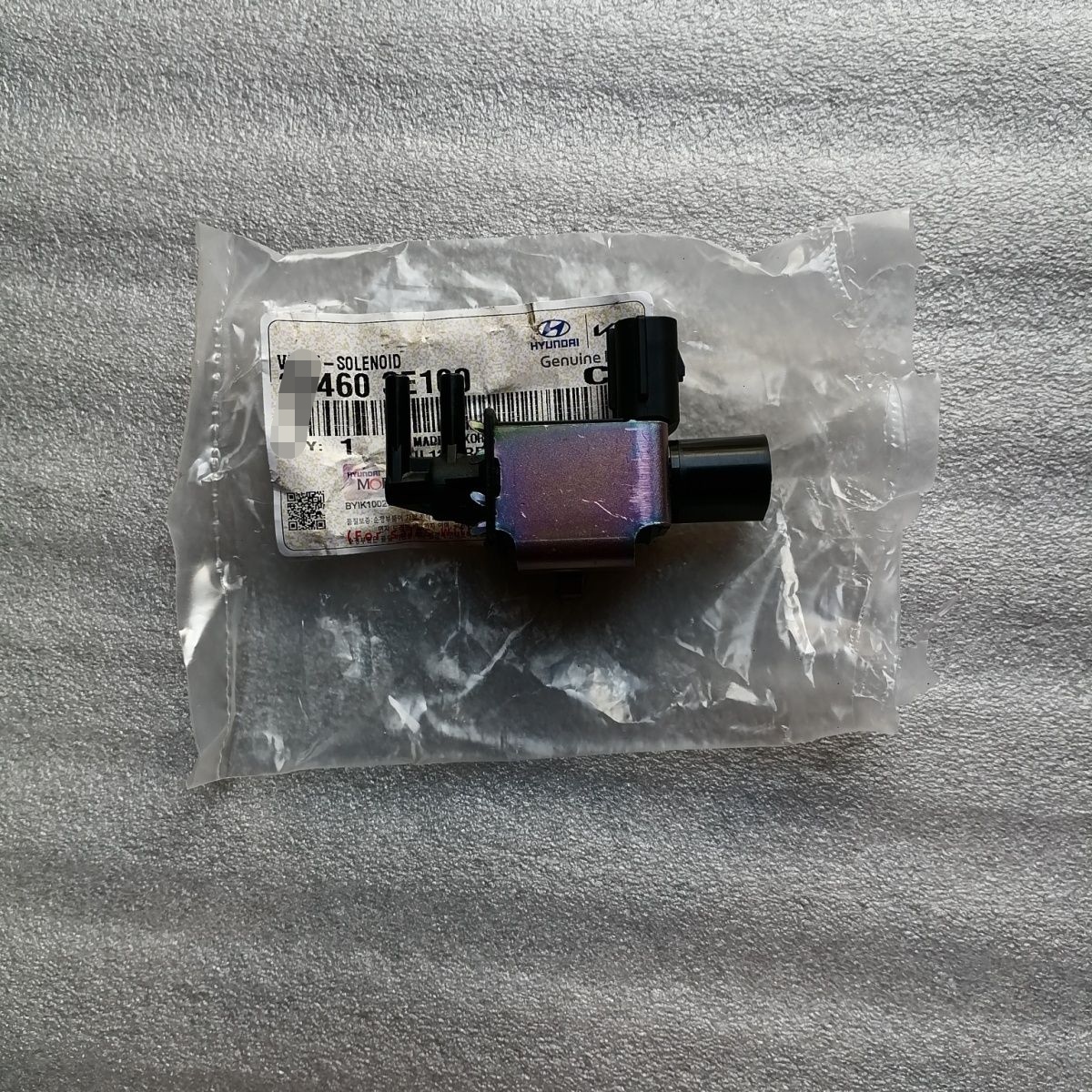 适用于06-09款韩国进口现代新胜达2.7进气支管电磁阀 阀门 电磁阀