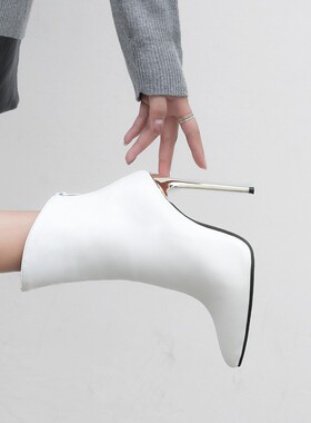 外贸跨境细跟高跟女靴子后拉链尖头短靴白色大码40-48马丁靴踝