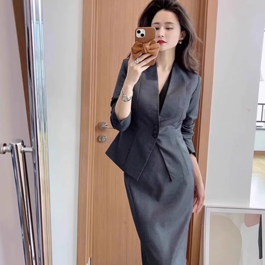 气质夏季新款套装长袖西装吊带裙