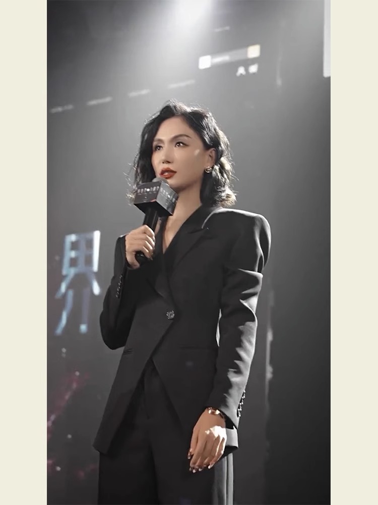 黑色御姐职业西装套装高端定制设计感2025新款洋气西服裤子春秋女