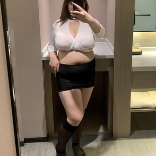 三件套80-200斤大码女性感职业秘书交叉制服套装紧身衣包臀短裙