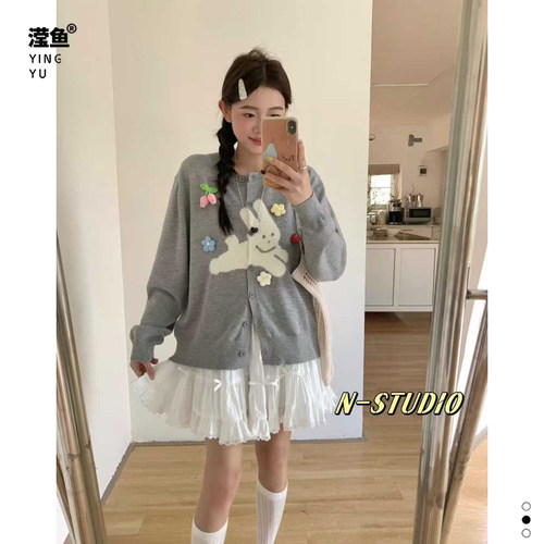 NM632大码可爱风针织开衫女