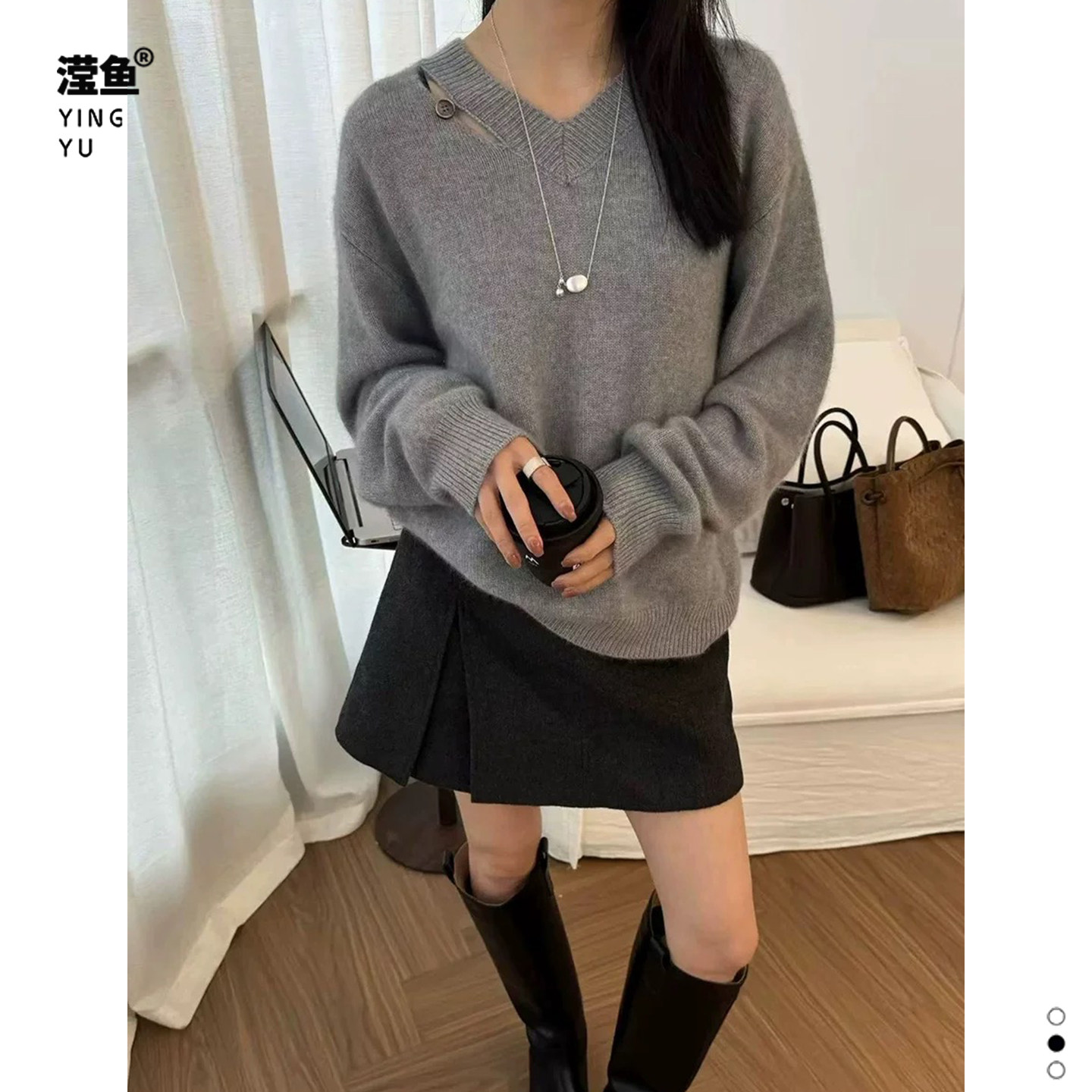 麦希863大码镂空V领针织衫女