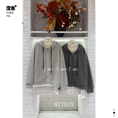 Tmi271575大码连帽条纹外套女
