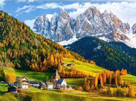 新款印花正品DMC十字绣客厅卧室餐厅风景油画 白云石山下的教堂