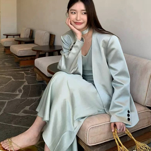 韩版气质西装外套绝美开春小套装女高级感吊带连衣裙两件套女ins