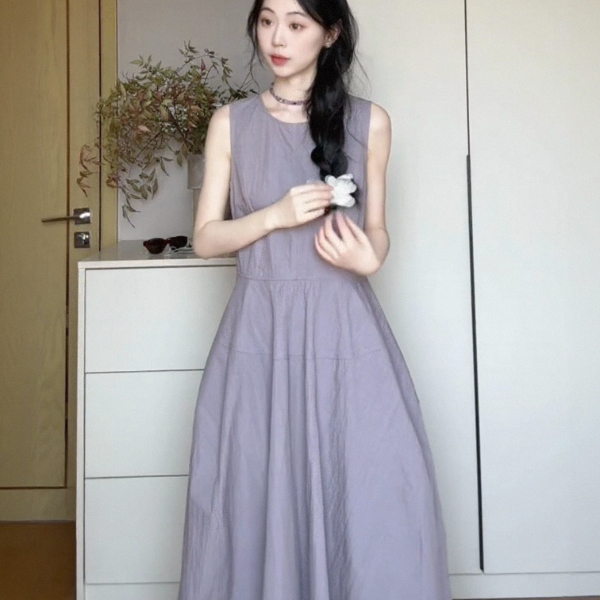 法式温柔风紫色无袖背心连衣裙女