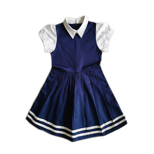 崇左市公立校服一小女生连衣裙