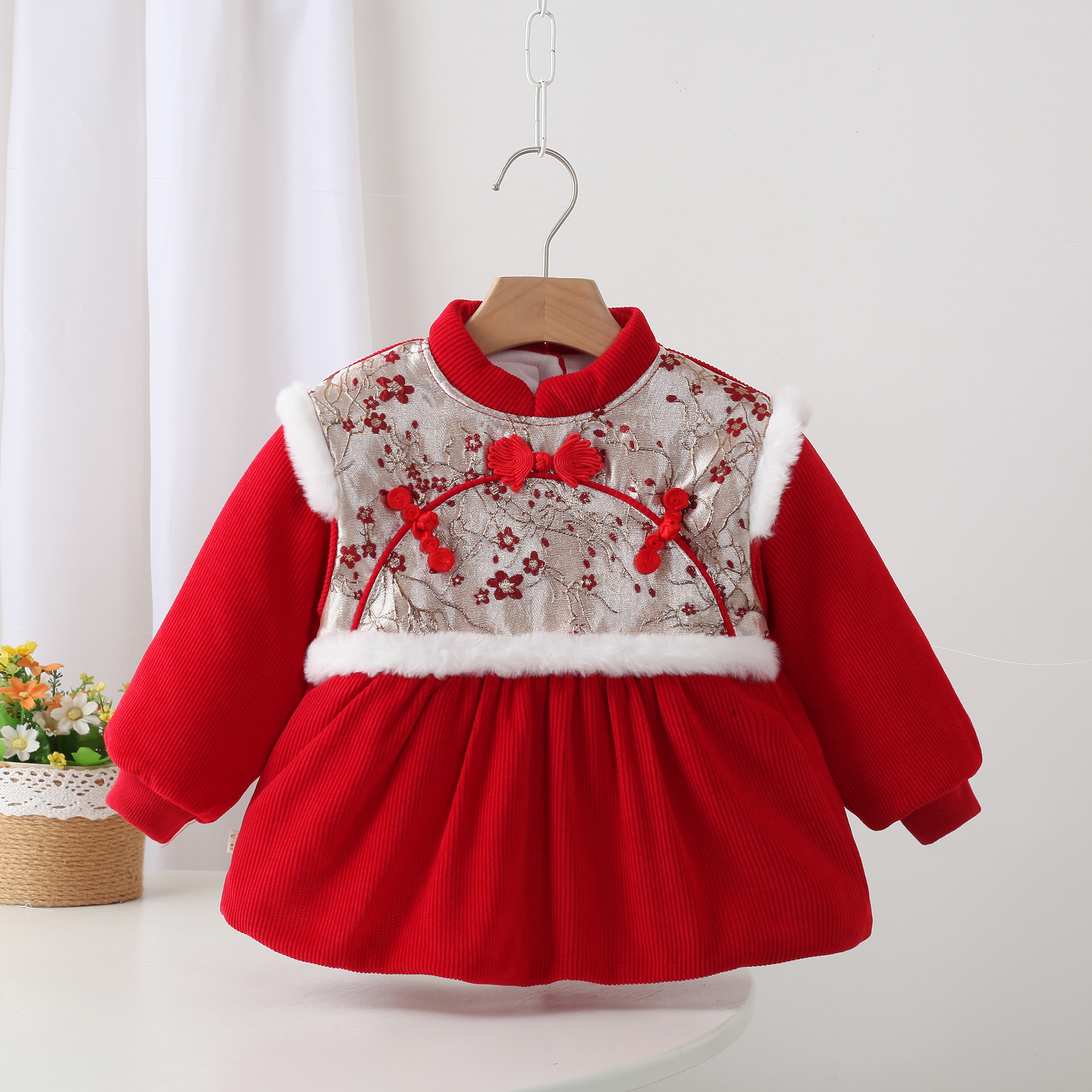 宝宝拜年服男女童大红冬季反穿衣外套秋冬加厚罩衣儿童灯芯绒