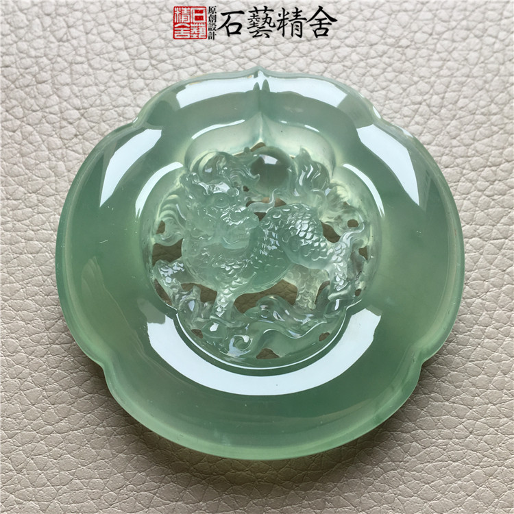 加龙作品晴水麒麟献瑞天然翡翠a货裸石吊坠挂件
